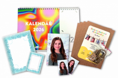 Sada fotografií a stylových doplňků