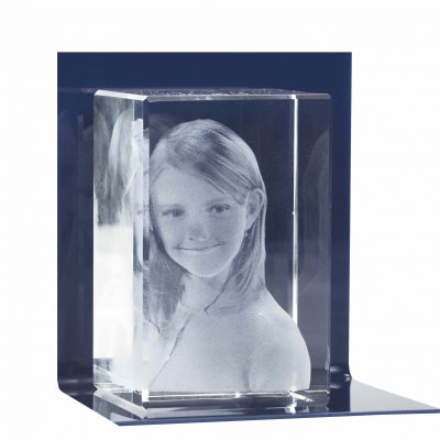 3D portrét ve skle